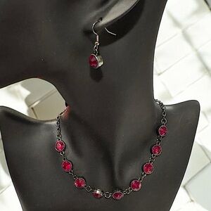 Red ruby jewelry set 2 pc necklace & earrings